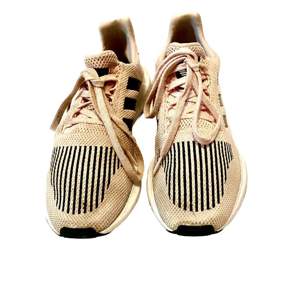 Adidas Swift Run Trainer Sneakers Women 6.5 Light Pink Or Tan With Black Accents